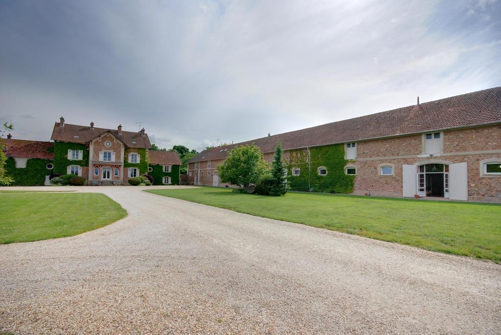 Ferme D'Orsonville Villiers-en-Biere Bagian luar foto